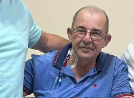 Faixa preta é colocada em rotatória da Ufac em homenagem a Osmar Girardi