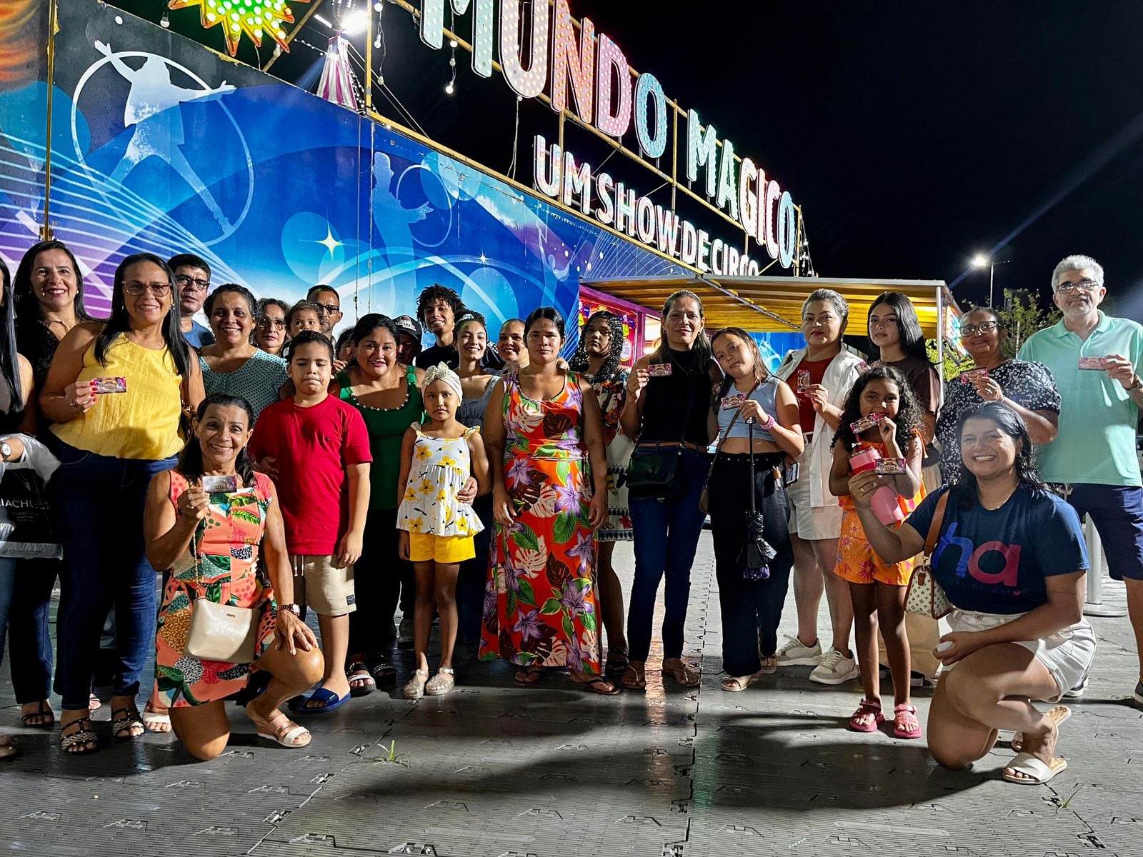 A iniciativa foi articulada com a proprietária do circo, que colaborou com a doação das cortesias