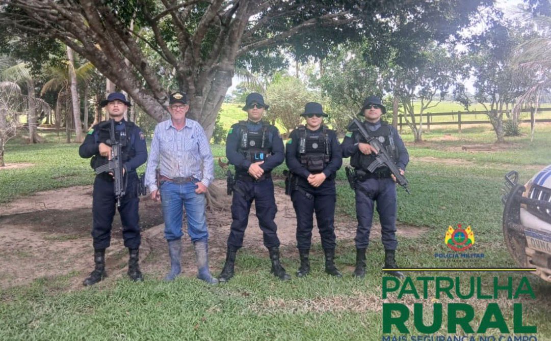 Os policiais realizam visitas frequentes em ramais e localidades rurais