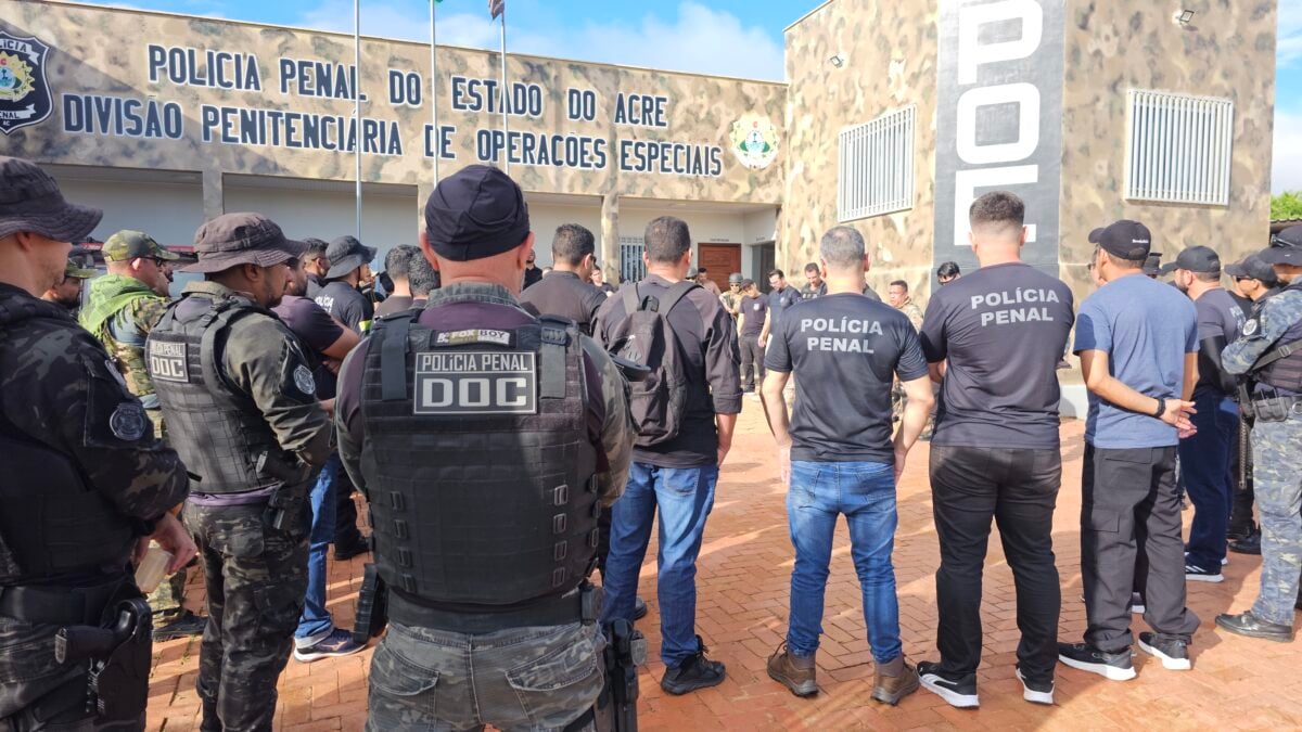 Polícia Penal realiza operação integrada com forças de segurança dentro do presídio de Rio Branco