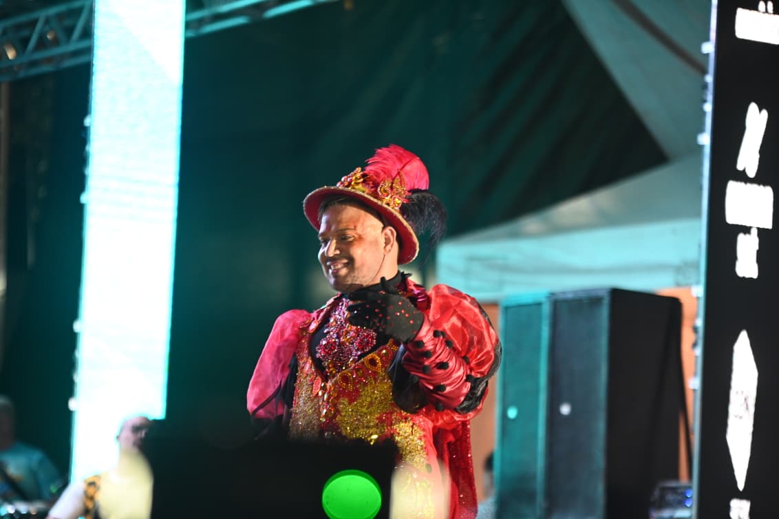 Primeiro candidato a subir no palco foi Maykon Ferreira