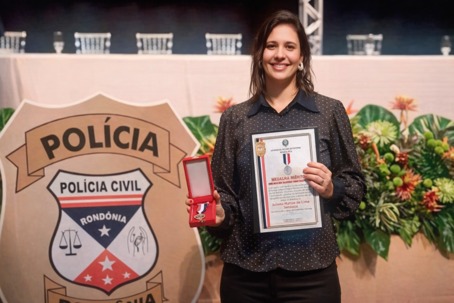 Investigações da Polícia Civil apontam que a reprovação por apenas três décimos teria sido a principal motivação para o assassinato.