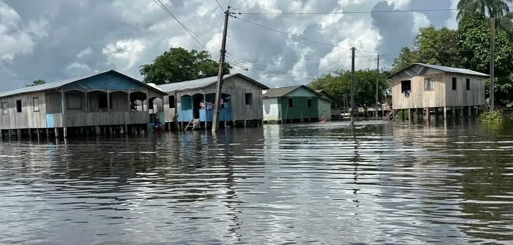 A Prefeitura de Cruzeiro do Sul informou que quatro escolas estão preparadas para funcionar como abrigos