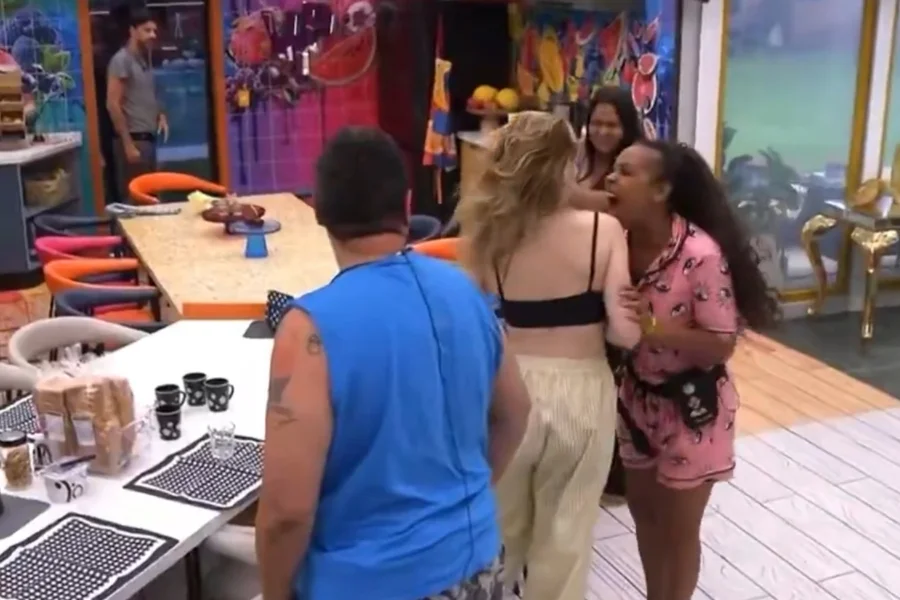 Sol Vega é desclassificada do BBB 26 após decisão da produção