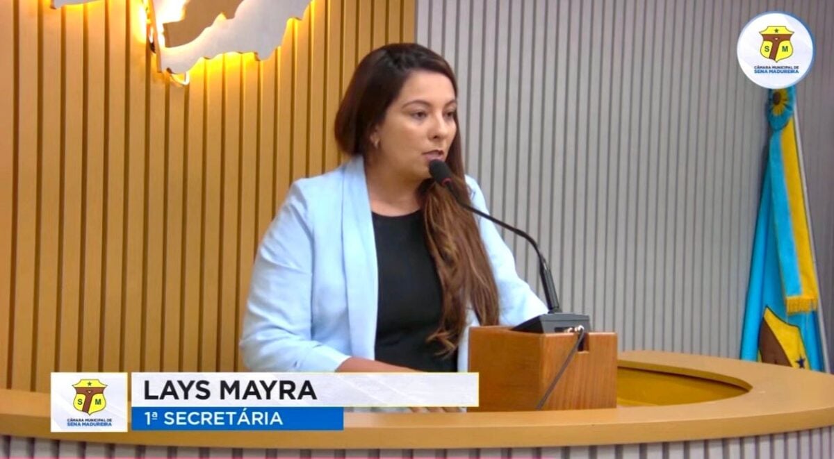 Vereadora cobra explicações