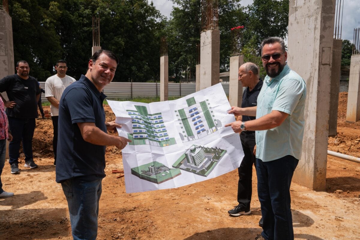 Durante a visita, o senador destacou a importância do planejamento para transformar a região