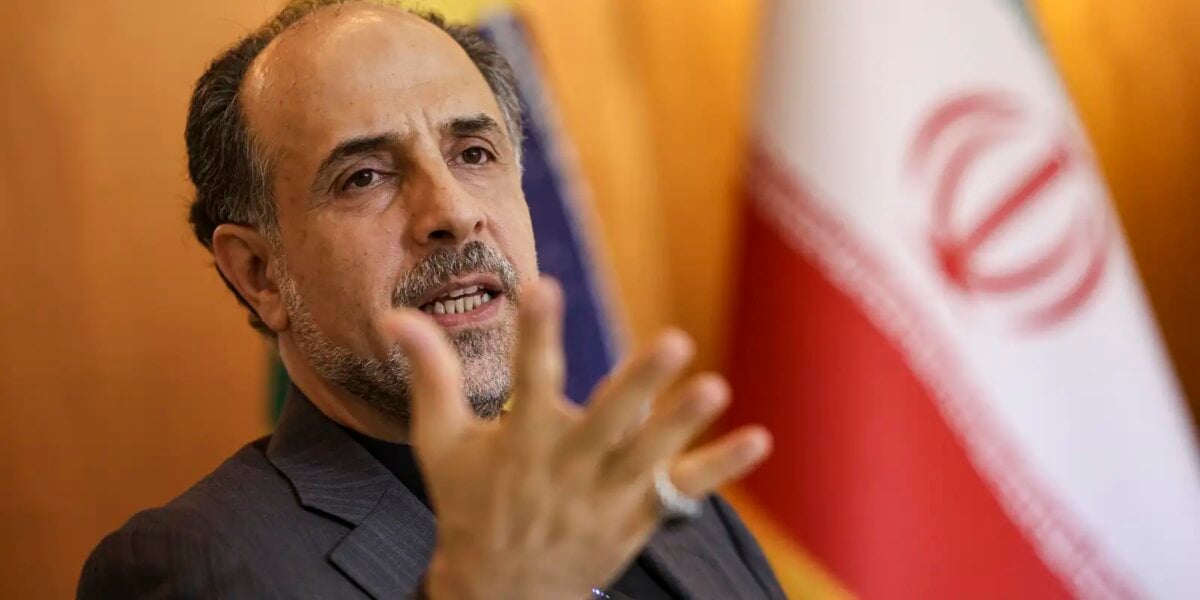 embaixador-do-ira:-eua-evitam-acordo-e-trump-se-acha-“rei-do-mundo”