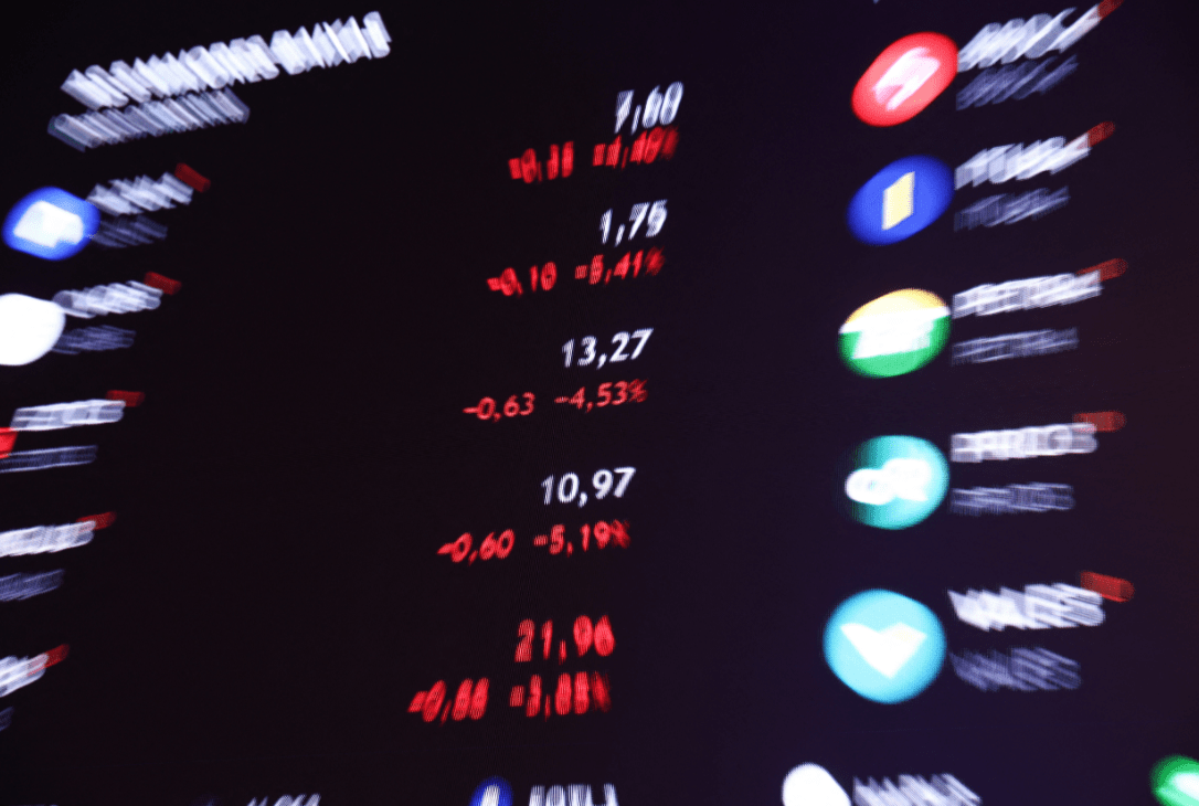 ibovespa-fecha-em-alta-de-1,2%-com-tregua-externa-apos-tombo-de-mais-de-3%-da-vespera