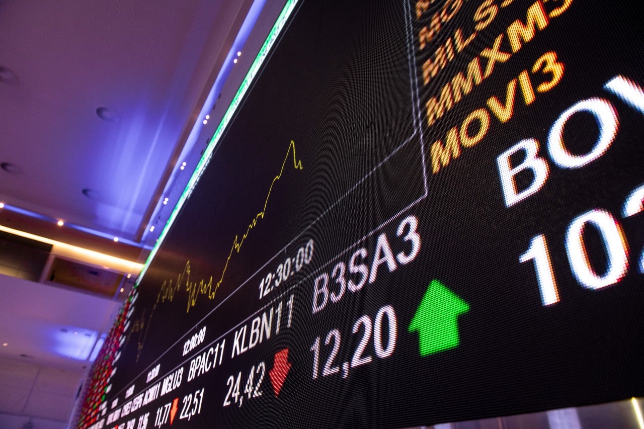 itau-bba-aponta-26-acoes-para-2026-em-meio-a-momento-de-forte-volatilidade-do-mercado