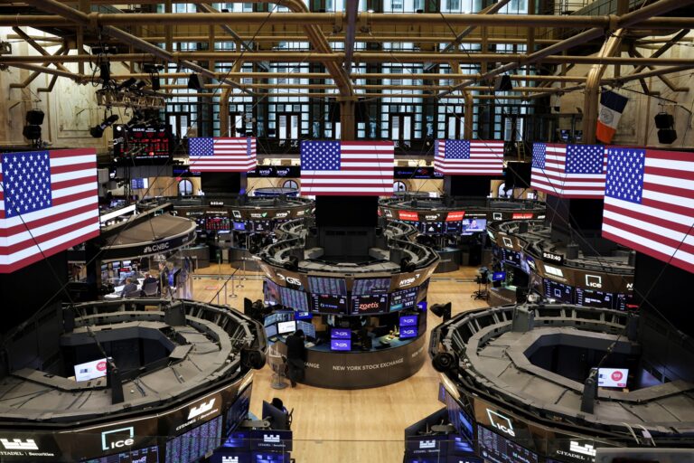 mercado-de-acoes-transformou-us$-1-em-us$-124-mil-desde-1900,-mostra-estudo-do-ubs