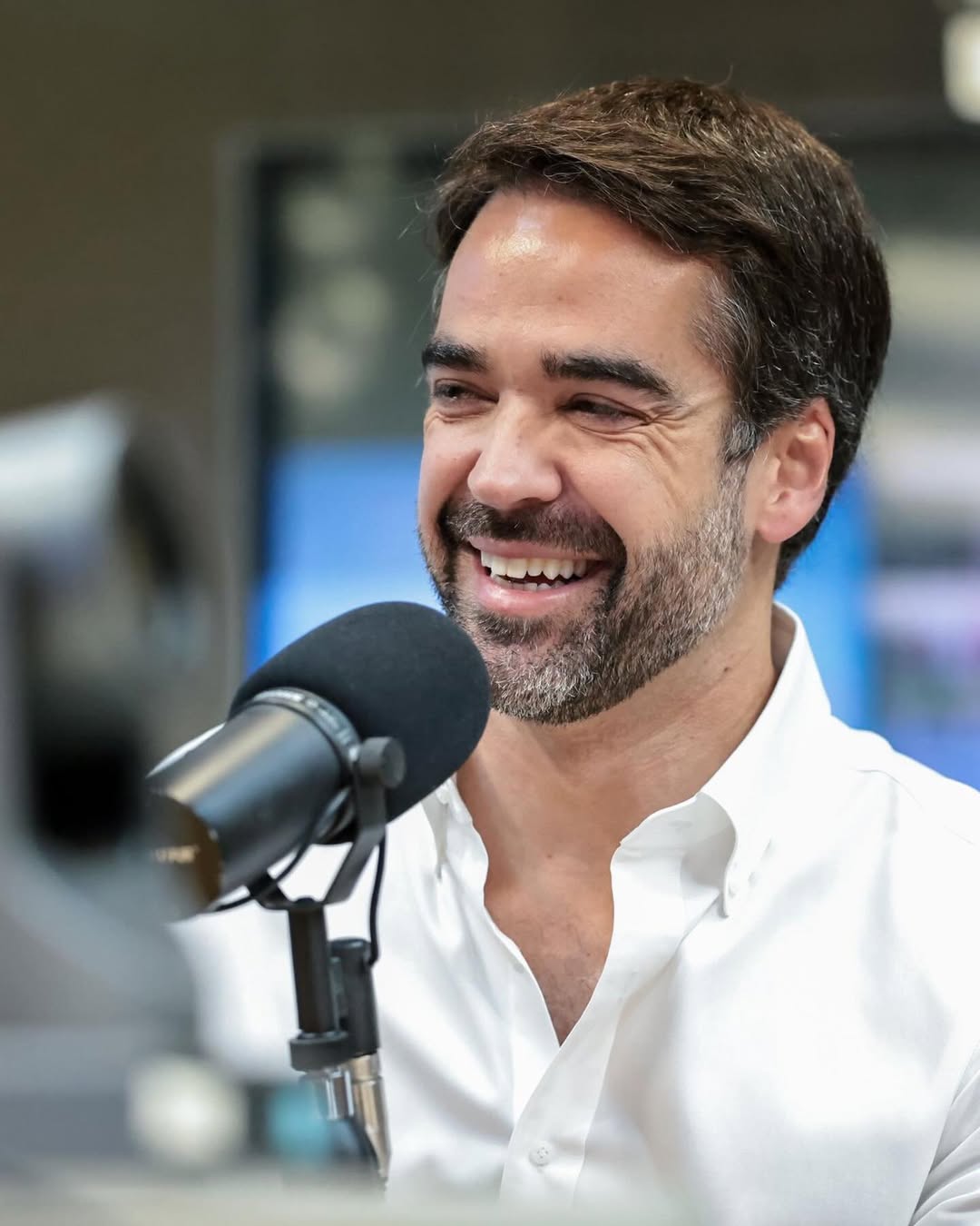 Eduardo Leite oficializa pré-candidatura à presidência pelo PSD