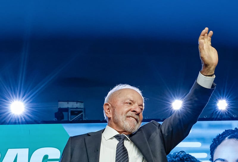 lula:-e-preciso-avancar-no-fim-da-escala-6×1;-essa-e-uma-pauta-da-mulher-brasileira