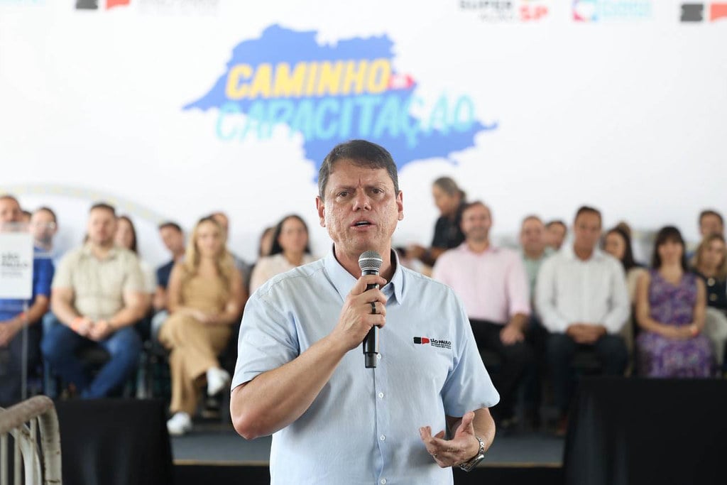 tarcisio-lidera-corrida-pelo-governo-de-sp,-aponta-datafolha