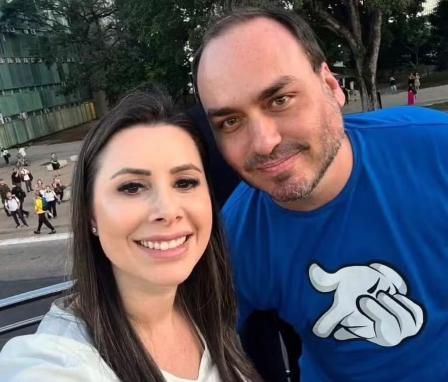 bolsonaro-vai-receber-jorginho-mello-e-carol-de-toni-para-debater-palanque-em-sc