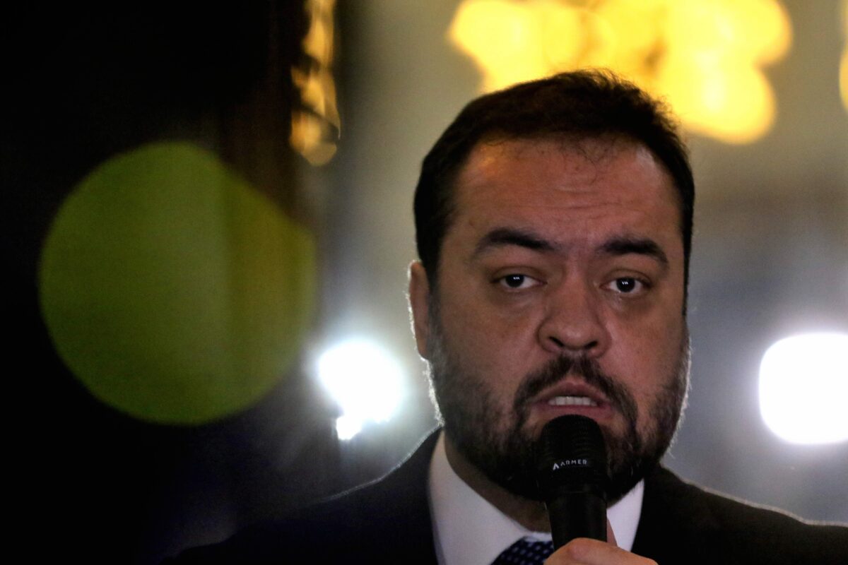 tse:-ferreira-vota-para-cassar-mandato-de-claudio-castro;-placar-esta-em-2×0