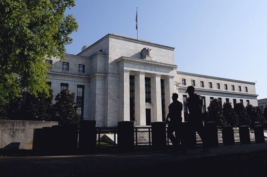 margem-de-manobra-de-warsh-no-fed-pode-estar-desaparecendo-em-cenario-de-guerra