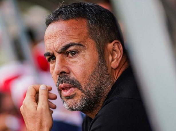 Fechado: Cruzeiro chega a acordo com clube do Catar e acerta contratação de Artur Jorge