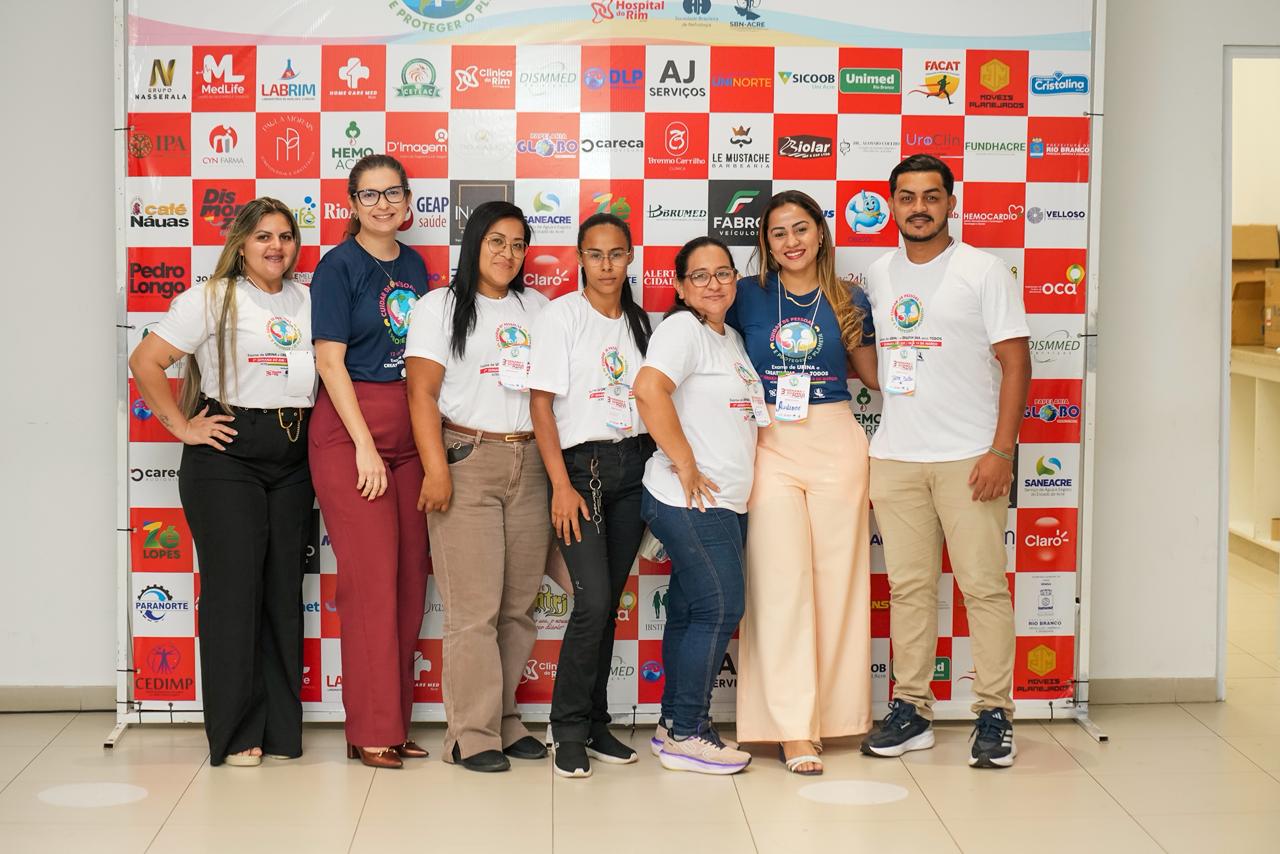 Profissionais ministraram palestras no 3º Simpósio do Rim