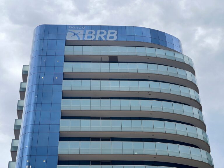 Desembargador autoriza governo do DF a usar imóveis para capitalizar BRB