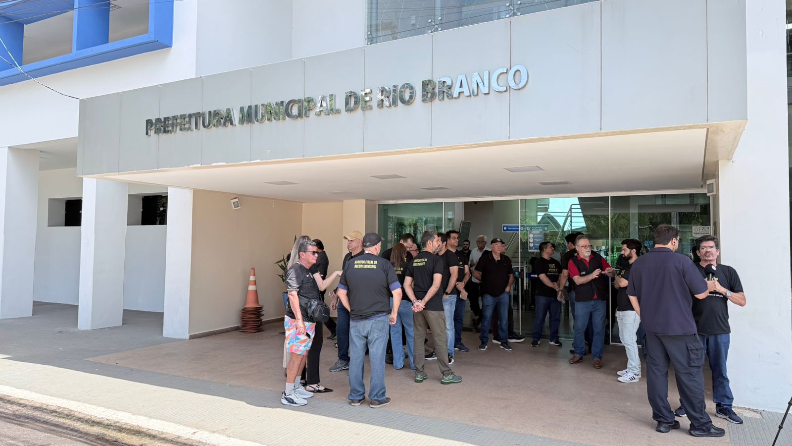 Reforma tributária gera impasse e entrega de cargos na fiscalização de Rio Branco