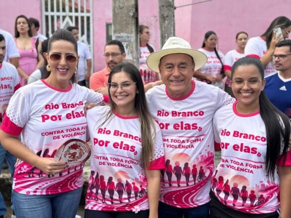 Bocalom participou da Caminhada Rio Branco Por Elas