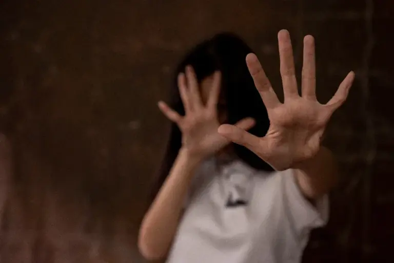 Em todo o país, foram contabilizados 1.568 casos de feminicídio em 2025