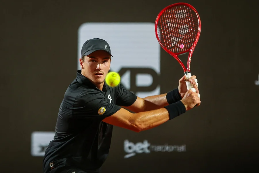 João Fonseca vence torneio de exibição em Las Vegas e fatura prêmio milionário