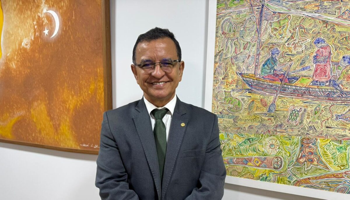 O deputado afirmou que ainda não definiu sua situaçãoO deputado afirmou que ainda não definiu sua situação