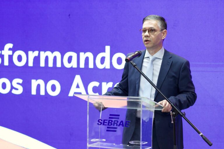 Solenidade marca os 35 anos do Sebrae e reforça compromisso com o empreendedorismo no Acre