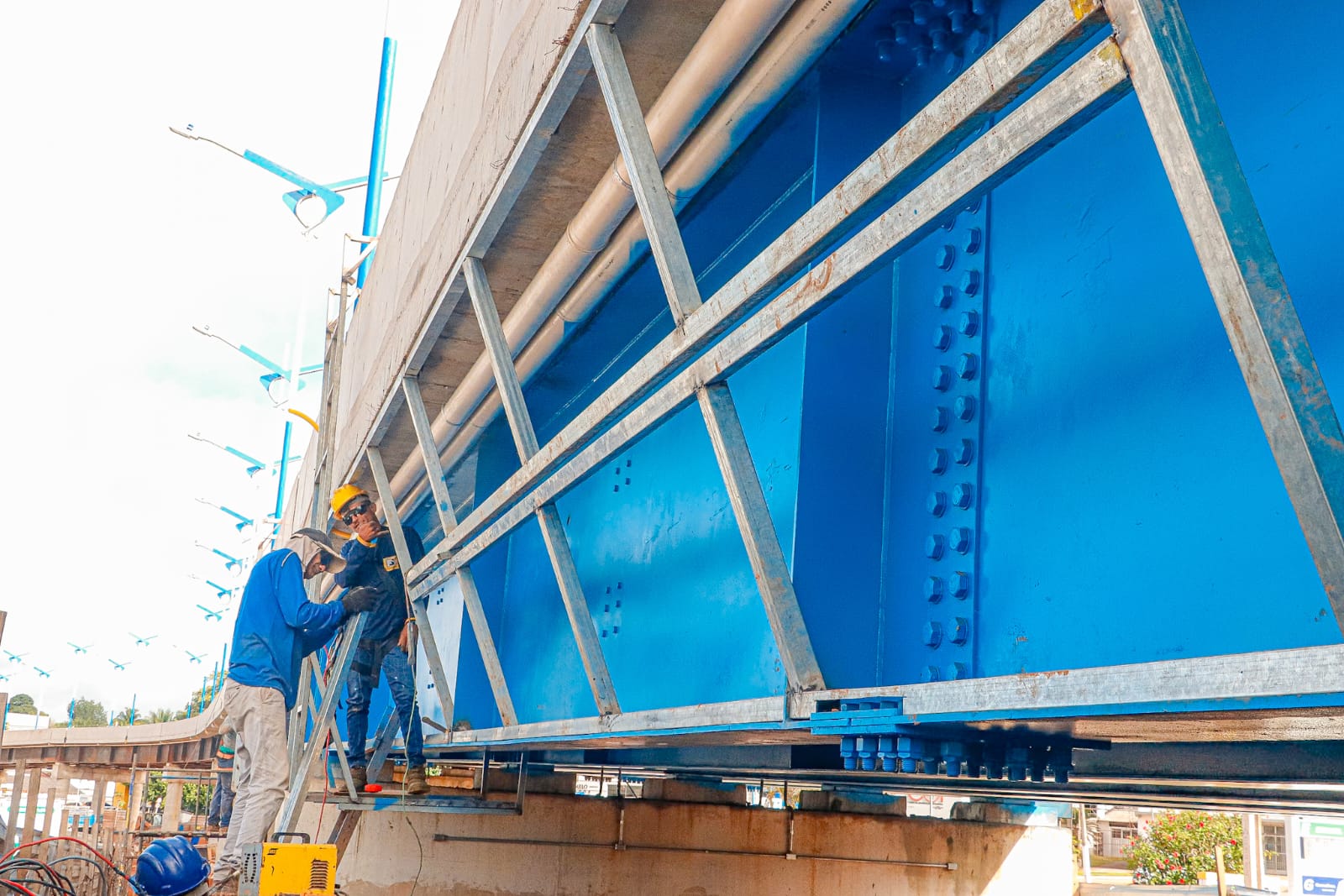 Viaduto da AABB recebe últimos ajustes para inauguração nesta sexta