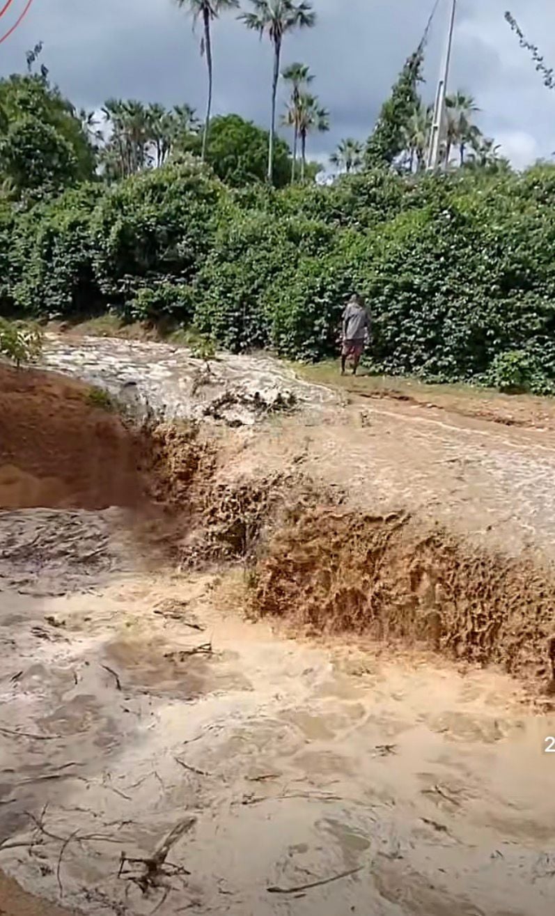 Imagens feitas na manhã de domingo mostram o retorno do fluxo do Rio Boa Vista, após oito meses de estiagem