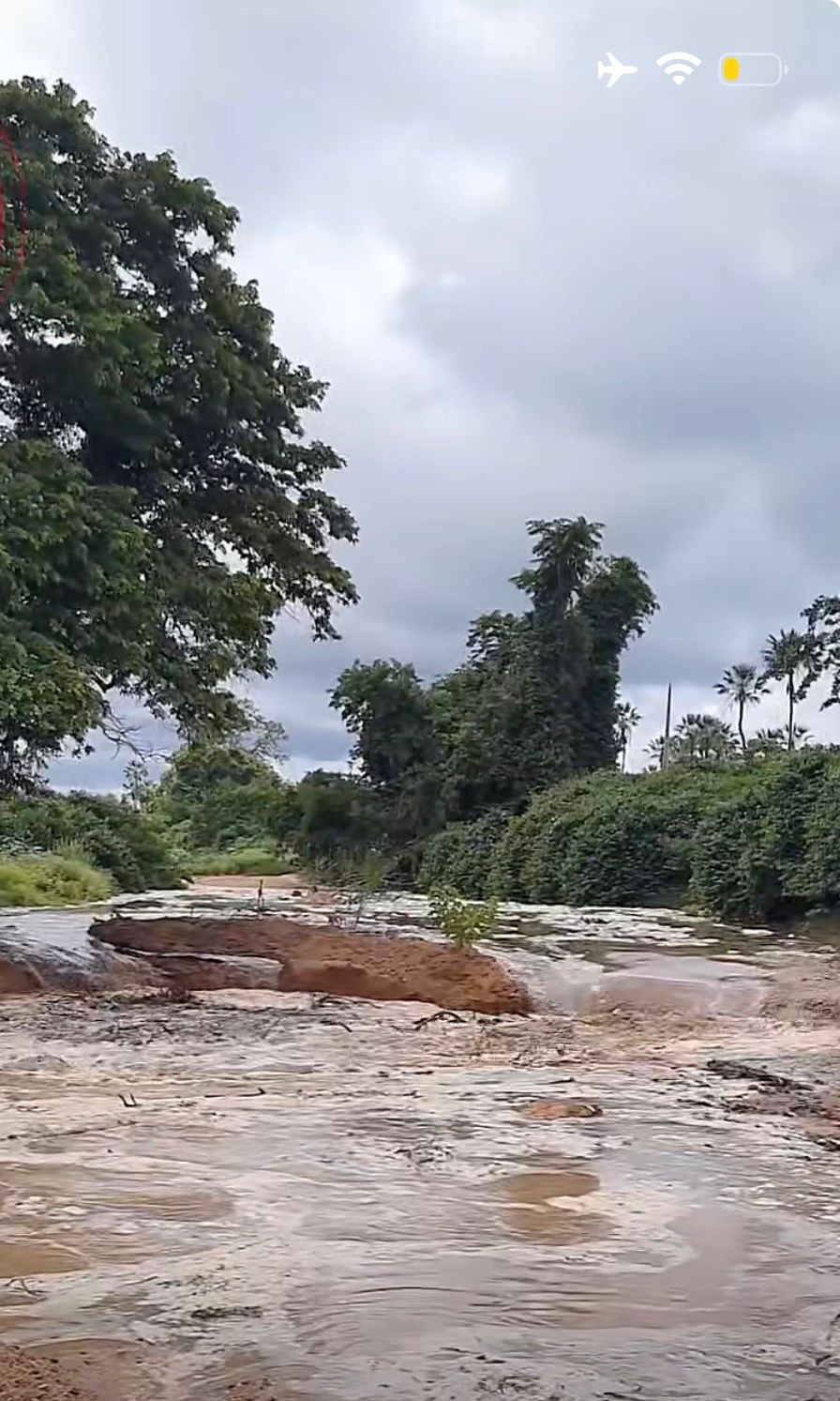 Imagens feitas na manhã de domingo mostram o retorno do fluxo do Rio Boa Vista, após oito meses de estiagem
