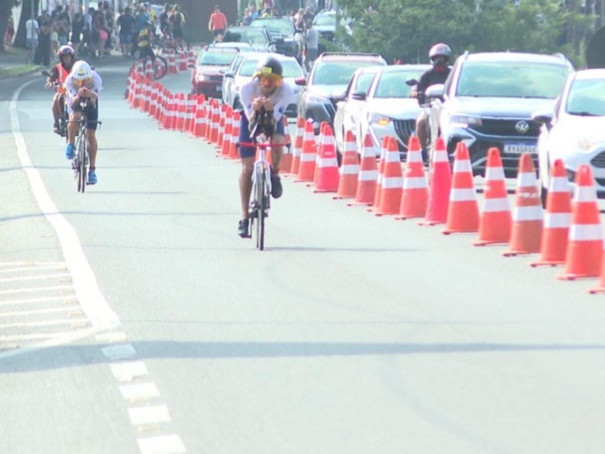 Atleta sofre mal súbito durante prova de ciclismo do Ironman 70.3 e morre após atendimento