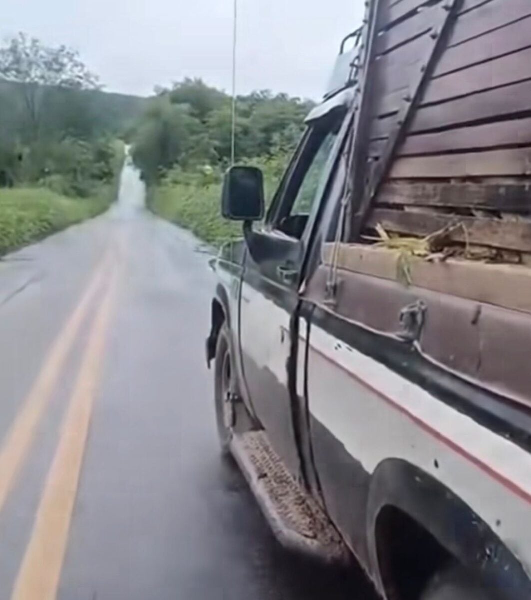 Trecho de estrada chama atenção após motoristas relatarem carros se movendo sozinhos em ladeira