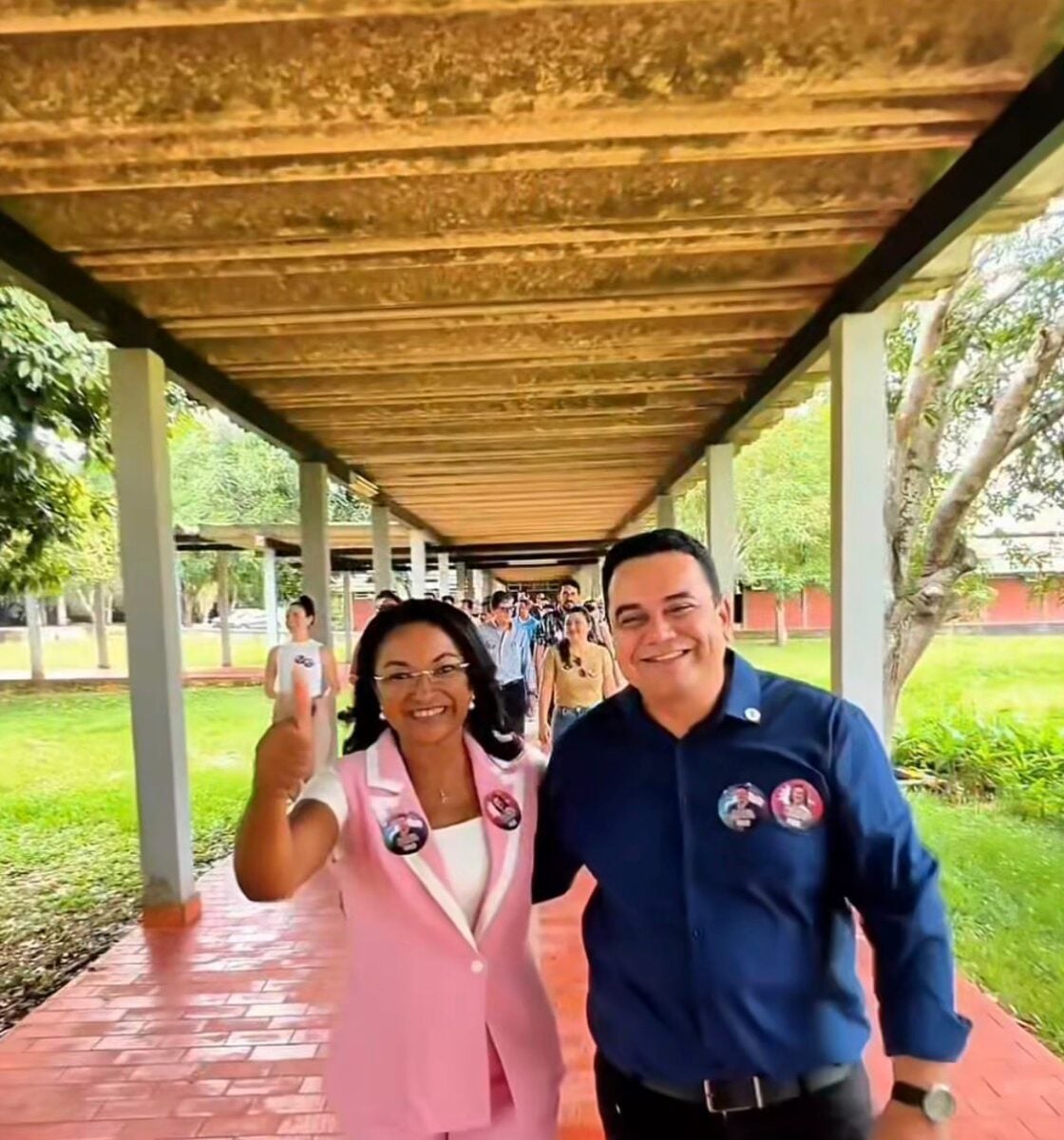 Candidata à vice-reitoria da Ufac sofre ataques racistas em chat durante debate ao vivo