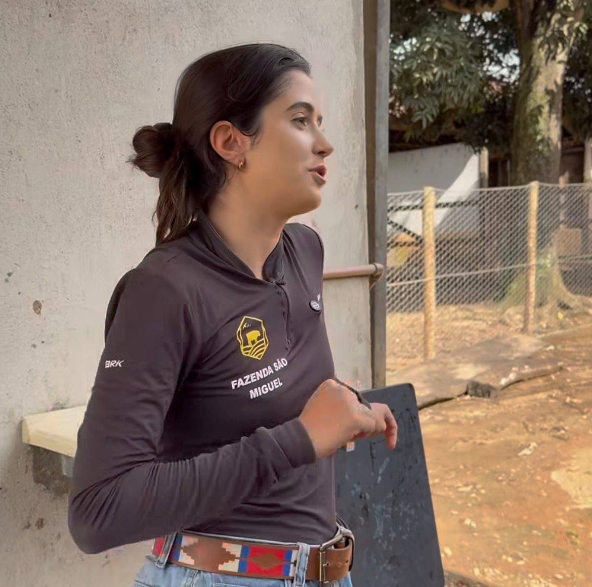 Vídeo de veterinária mostra como conhecimento popular rural reconhece situações animais rapidamente