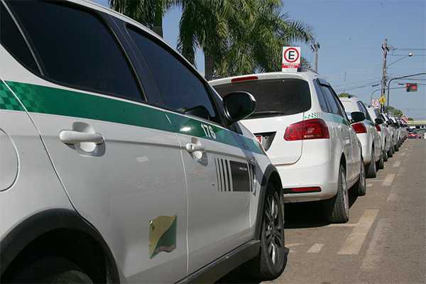 Passagem de táxi entre Manoel Urbano e Rio Branco terá reajuste a partir de abril