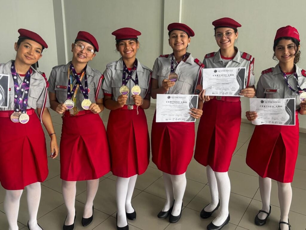 Estudantes conquistam dez medalhas na Olimpíada Quimeninas 2025 e se destacam em premiação