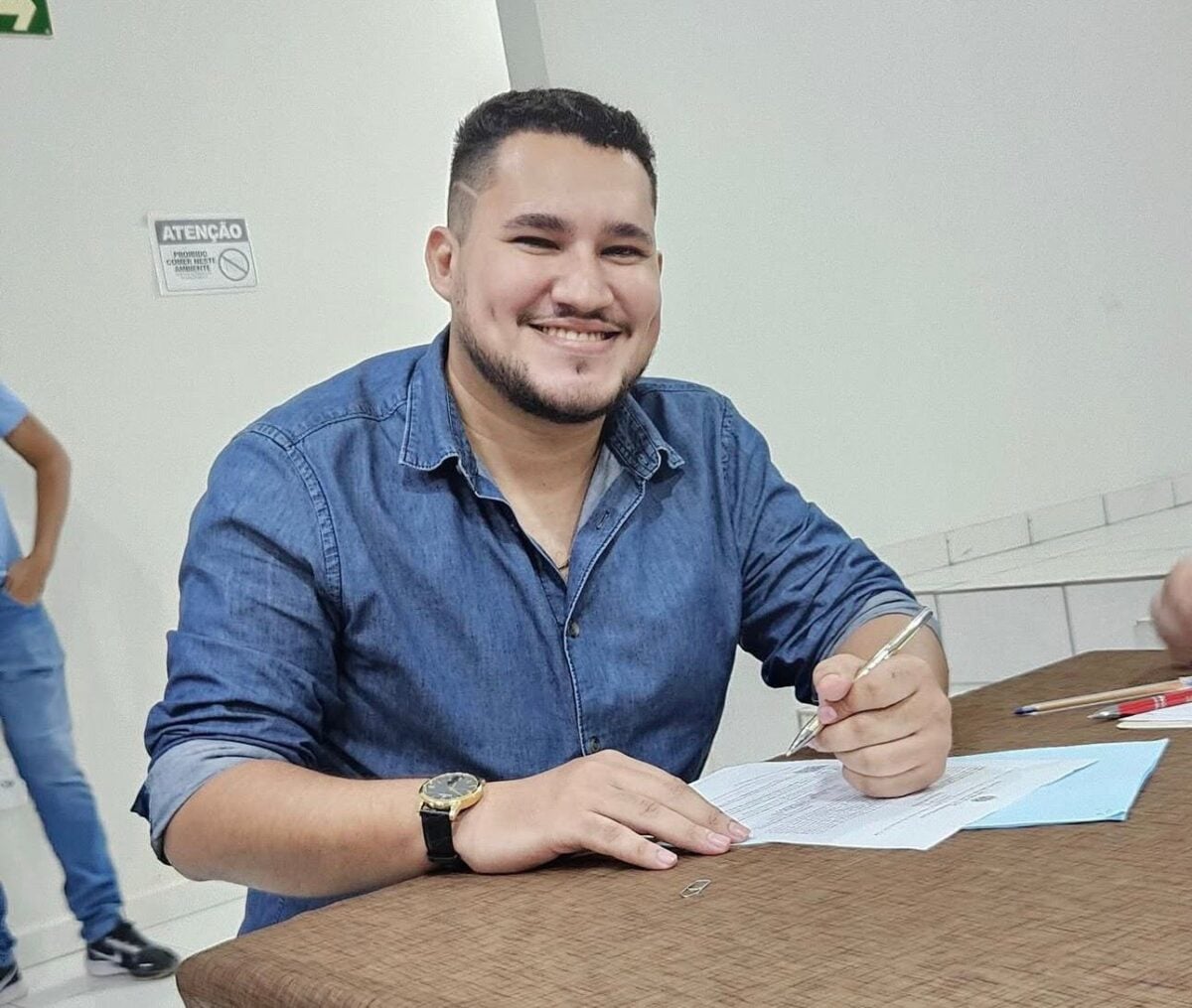 Professor empossado recentemente na rede estadual em Sena morre após complicações de saúde