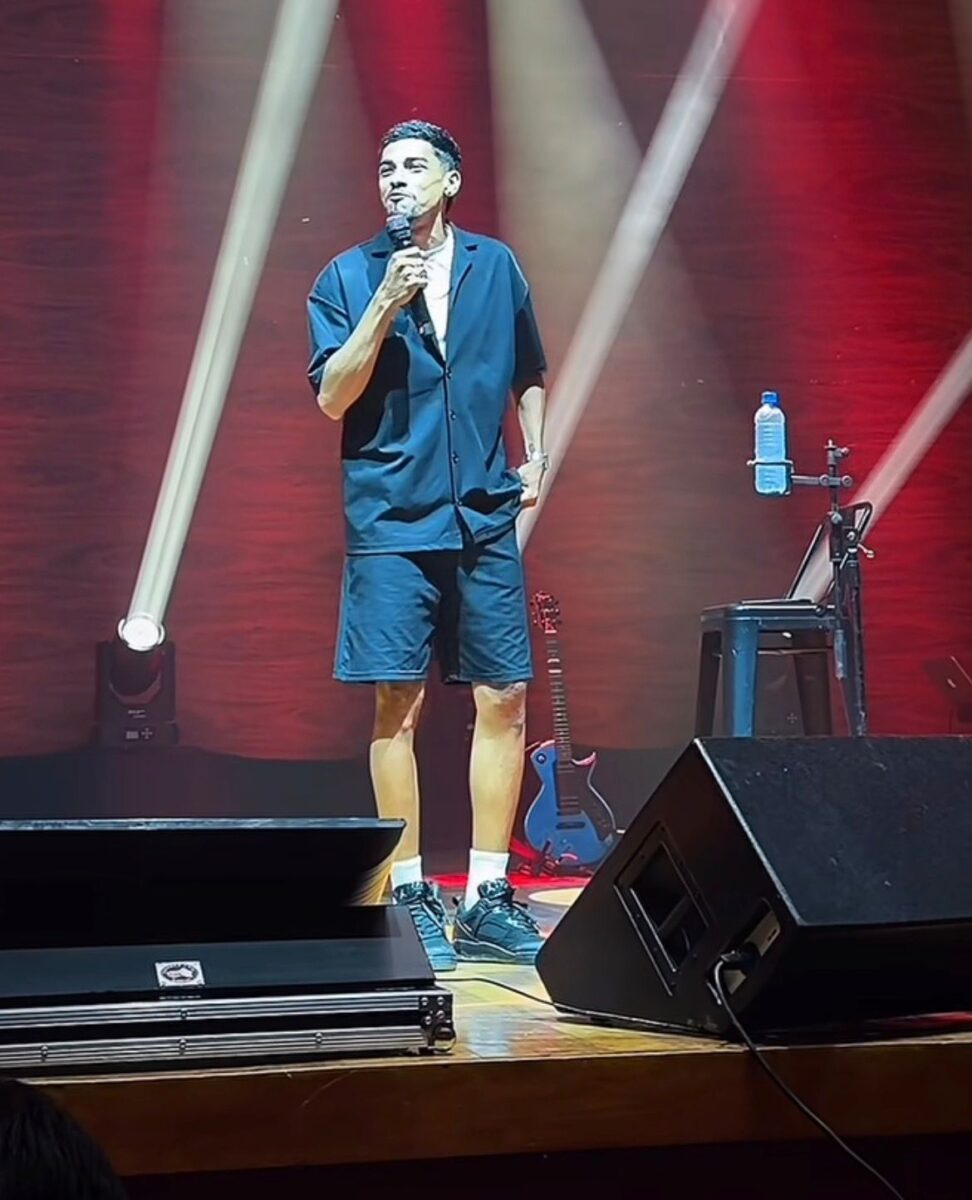 Whinderson Nunes estreia turnê no Acre com abertura de Barbosa o Faixa