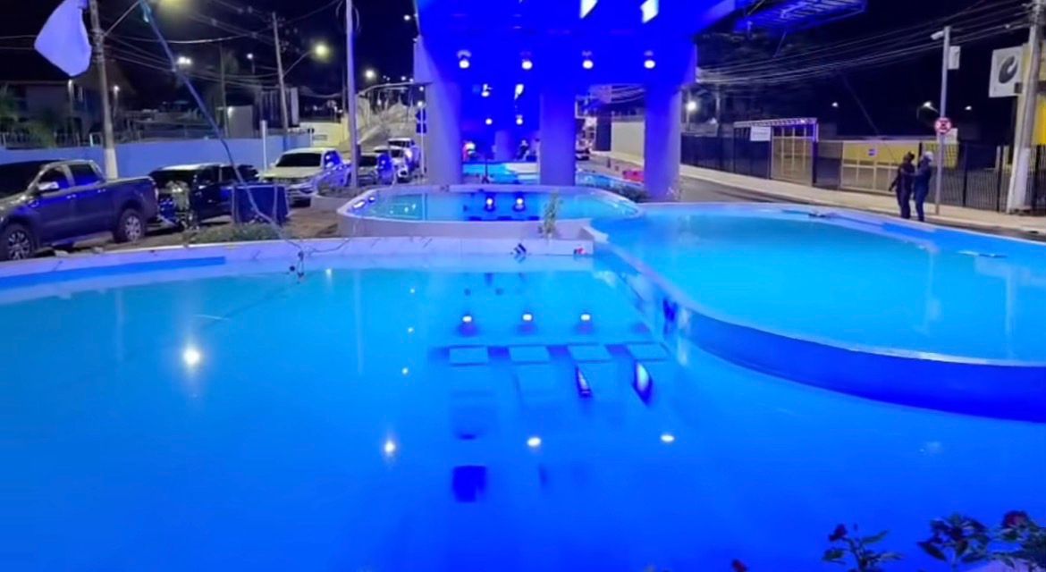 Bocalom vistoria Viaduto Mamedio Bittar na madrugada antes de inauguração