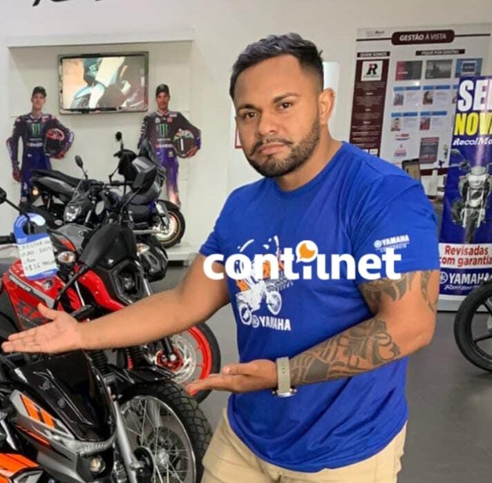 Consultor de vendas fica em estado grave após acidente com motocicleta na capital