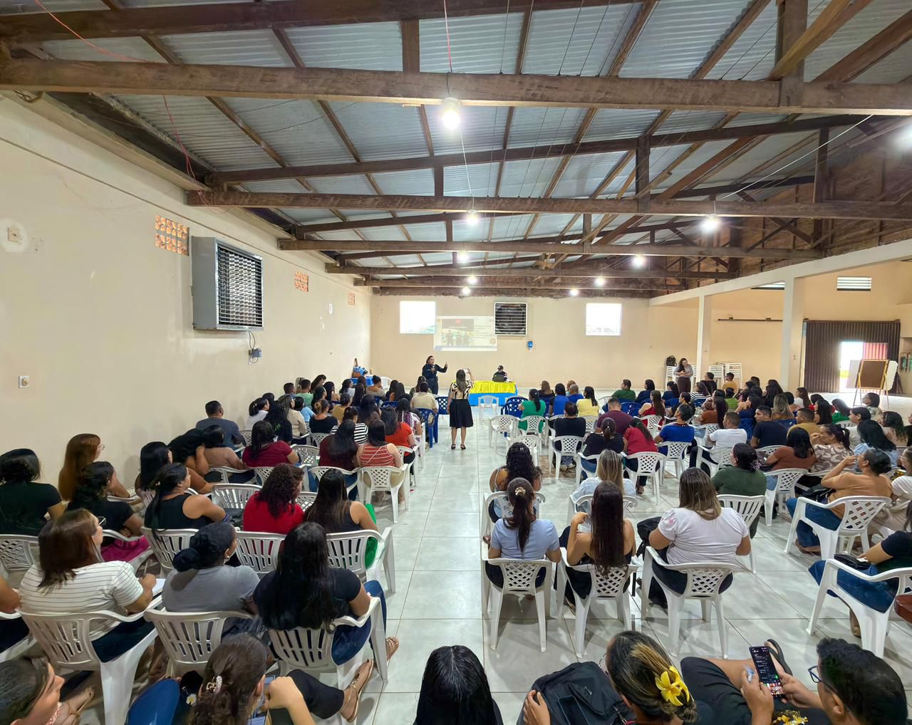 PM reforça combate à violência doméstica durante evento em Manoel Urbano