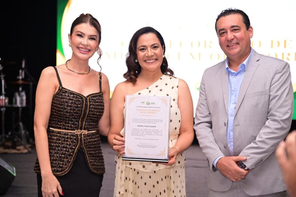 Em solenidade, vice-governadora Mailza Assis é homenageada pelo mérito em ouvidoria