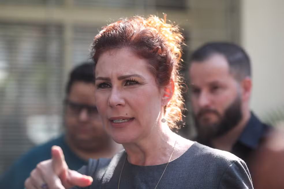 A Corte de Apelação de Roma autorizou, nesta quinta-feira (26/03), o pedido de extradição da ex-deputada federal Carla Zambelli. A decisão atende à solicitação feita pelo Supremo Tribunal Federal (STF) após a condenação definitiva da política a 10 anos de prisão em regime fechado.