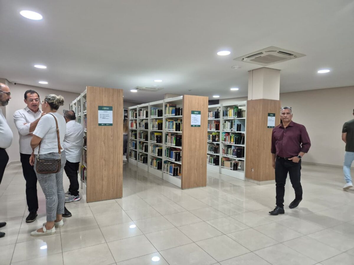 Biblioteca da Floresta é reaberta como novo polo de cultura no Acre