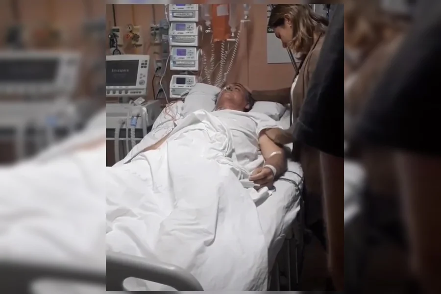 Deputado publica vídeo de Bolsonaro no hospital