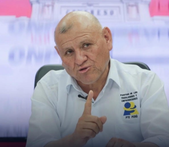 Candidato à Presidência do Peru morre em acidente de trânsito