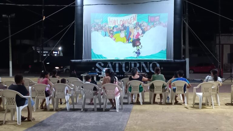 Projeto percorre seis cidades e leva cinema gratuito para o interior do Acre