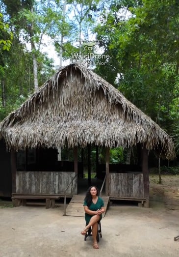 Vídeo de drone gravado no meio da floresta no Acre viraliza ao contrastar com a trend urbana da Rocinha, no Rio de Janeiro.